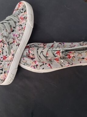 Blowfish Floral Canvas Sneakers - Gray with Pink Accents